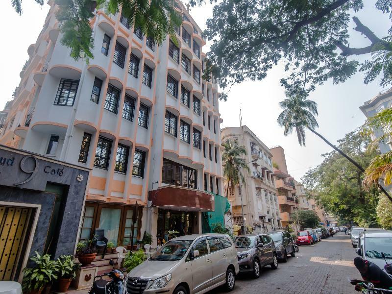 Отель Oyo Flagship 15439 Colaba Мумбаи Экстерьер фото